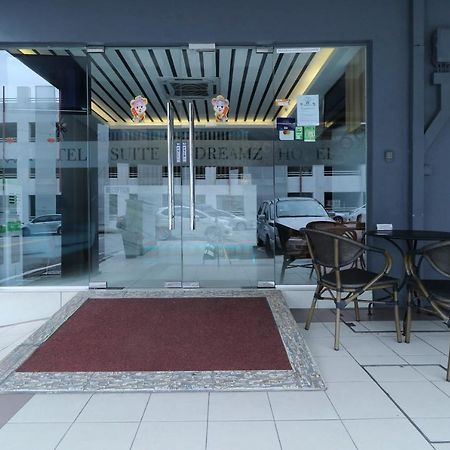 Suite Dreamz Hotel Куала-Лумпур Экстерьер фото